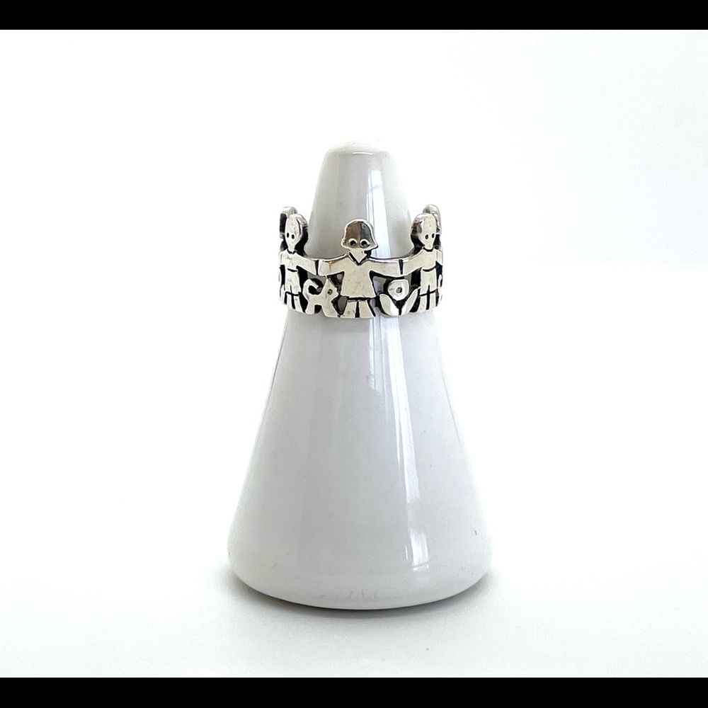 Retired James Avery Sterling Silver Paper Doll Children Band Ring Size 4.5